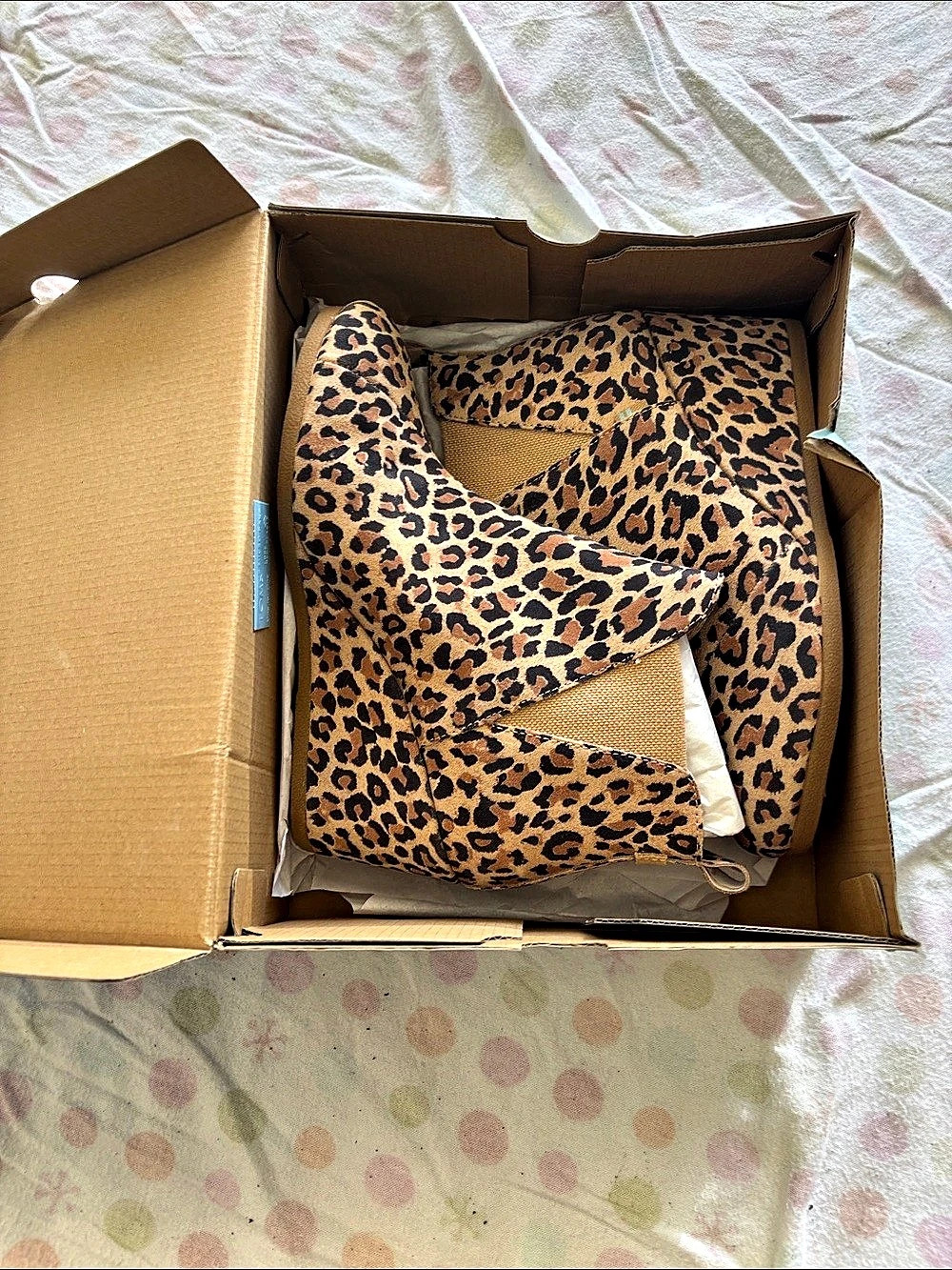 Tom’s Leopard Print Clogs US 8 NWT